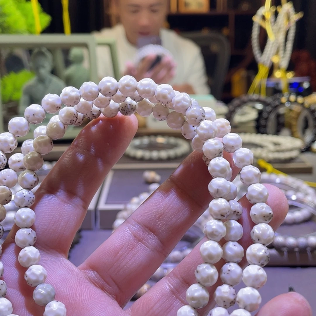 Z***正星月菩提吊坠无相056