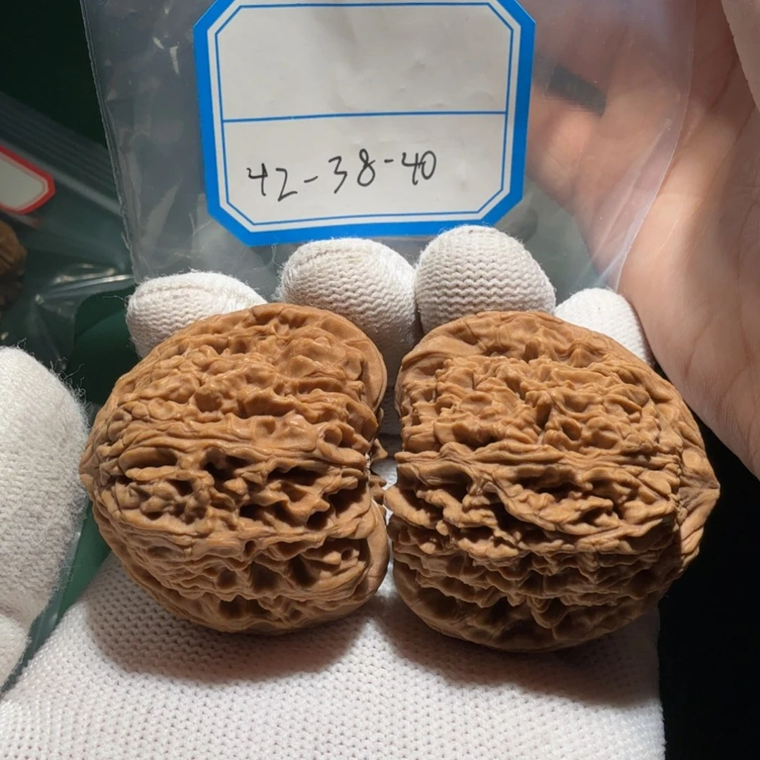 文玩核桃吊坠南疆12