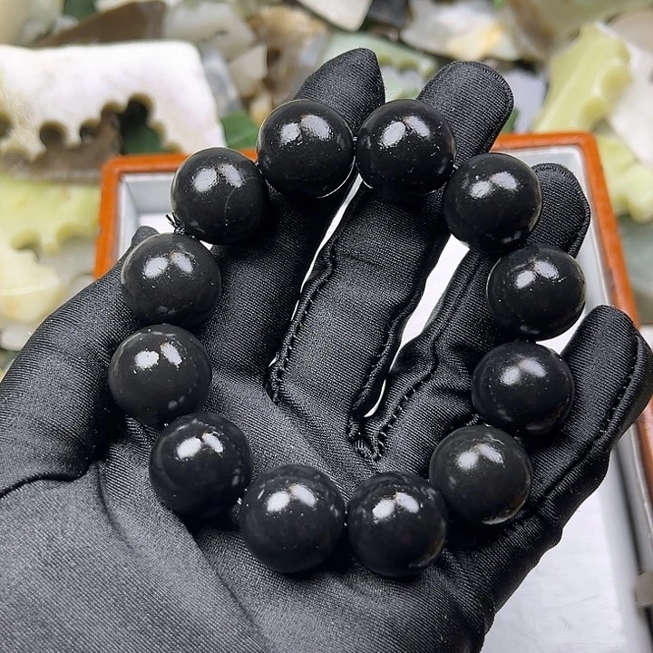 未镶嵌和田玉珠宝奇石