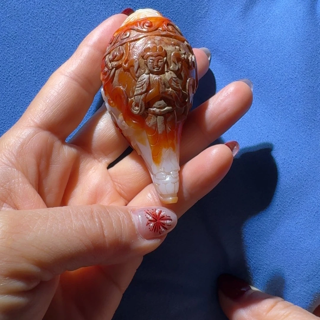 龙***冻和田玉（糖玉）未镶嵌颈饰