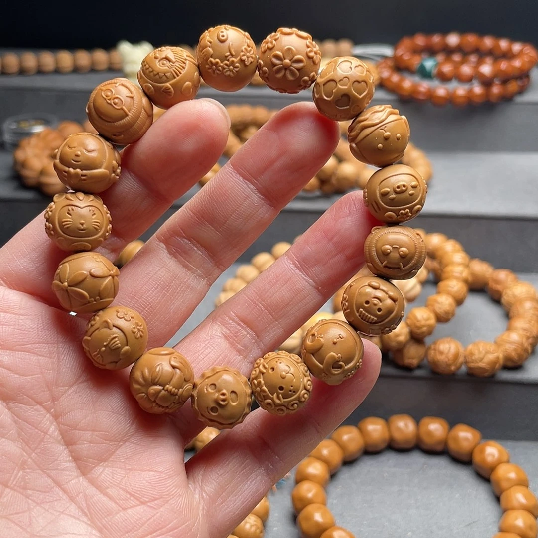 猴头核桃吊坠小**?卡通多宝