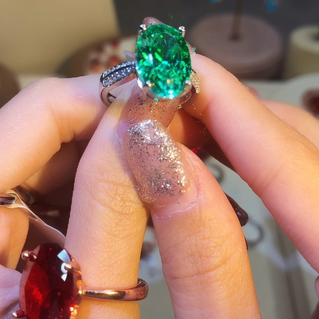 合成立方氧化锆合金绿10