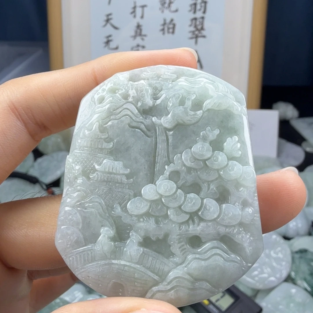 翡翠未镶嵌颈饰翡翠