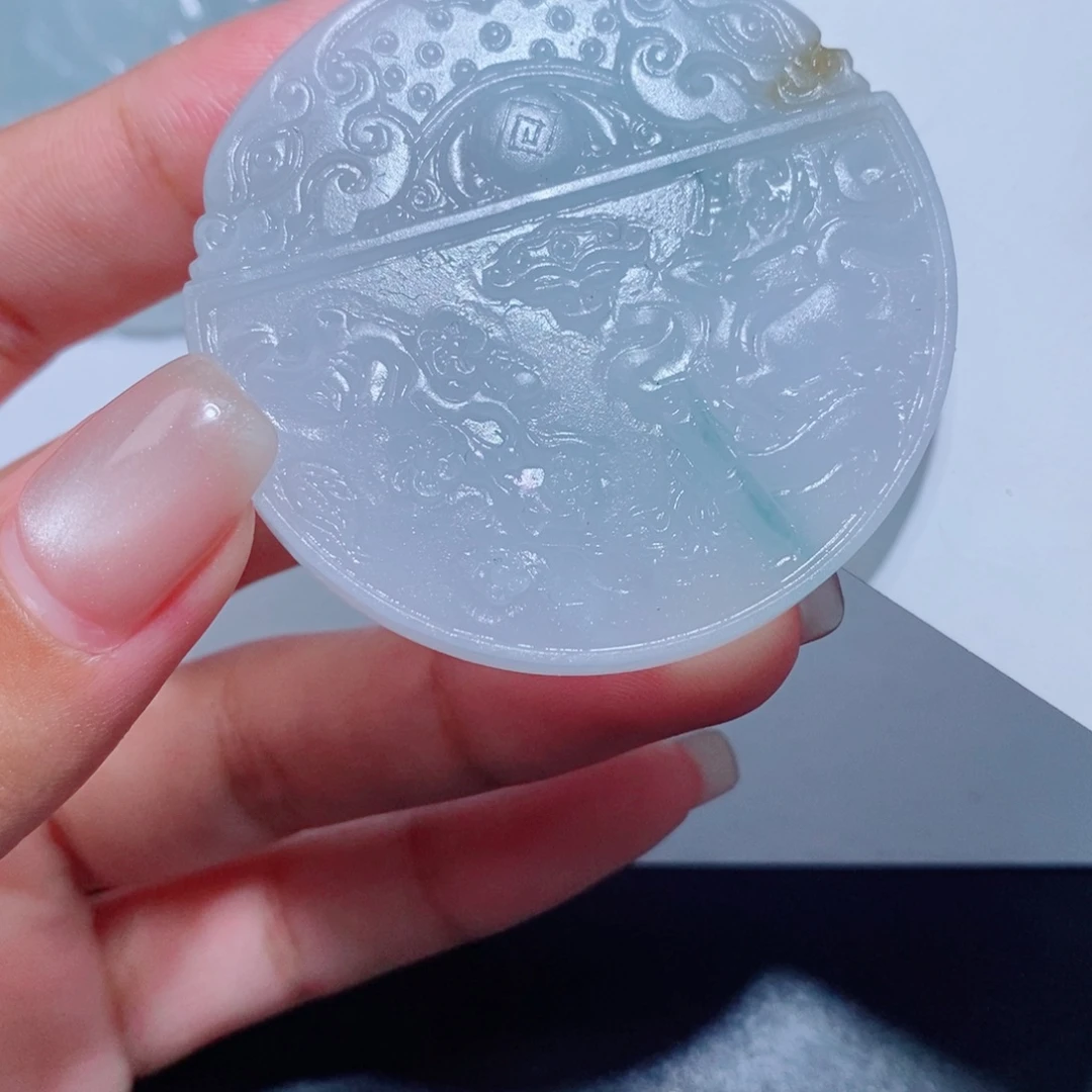 定制翡翠吊坠未镶嵌