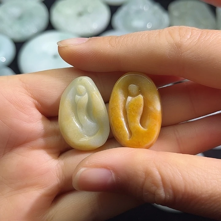 翡翠未镶嵌颈饰悟道2个