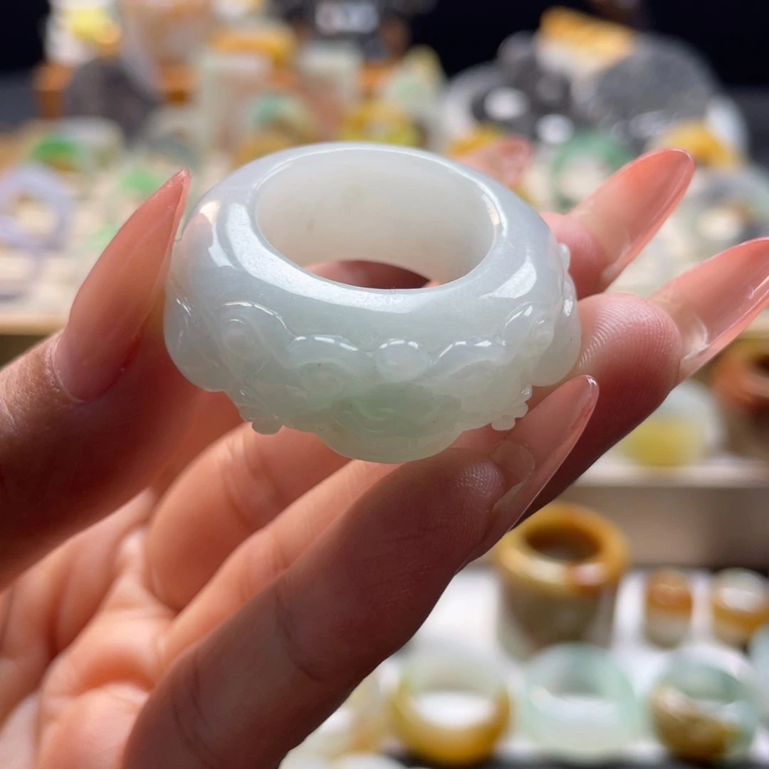 未镶嵌定制翡翠戒指