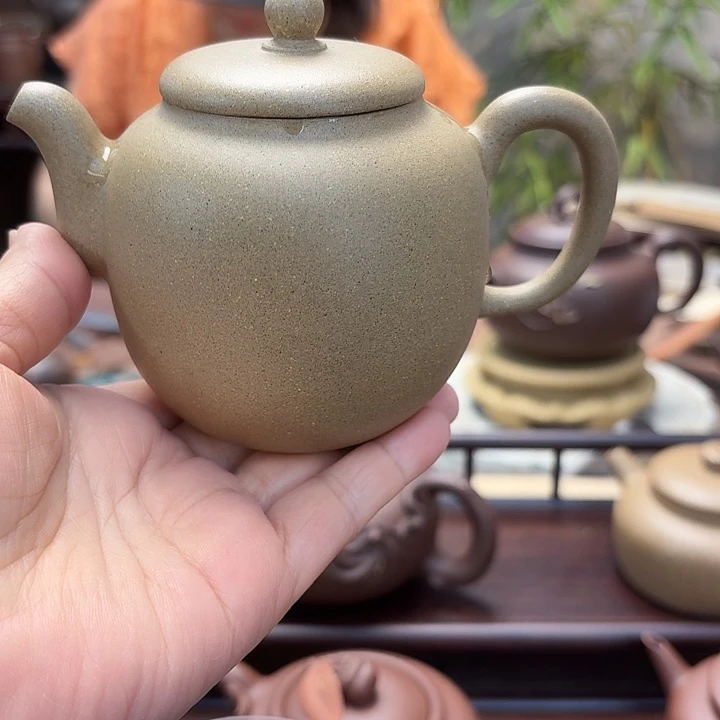 茶壶本山绿泥精工半手小品壶（230 C c）