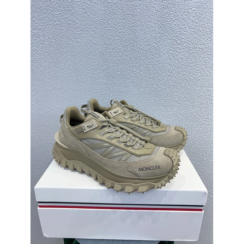 全新未使用Moncler盟可睐 男士户外厚底登山休闲运动鞋 4M00100