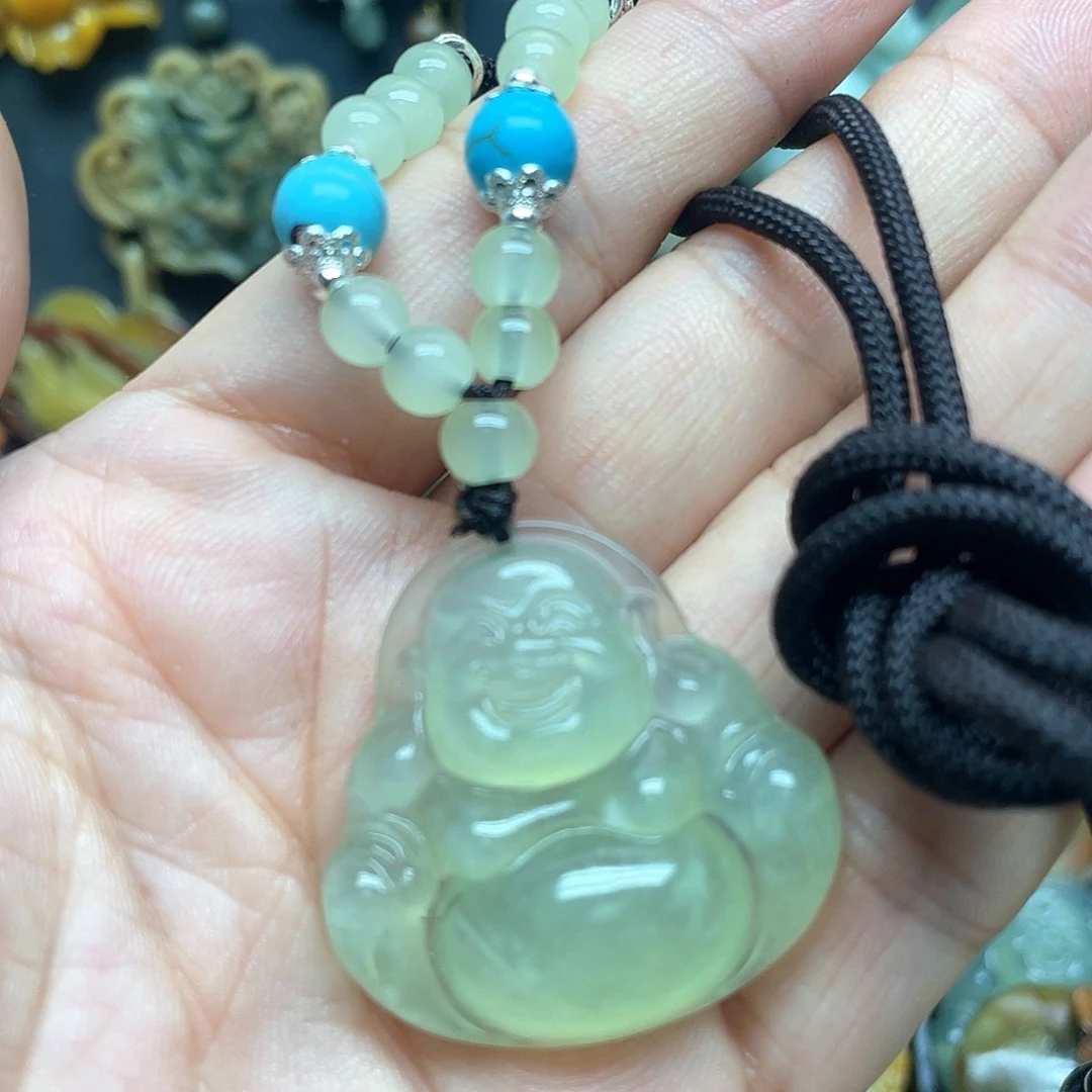 未镶嵌蛇纹石玉颈饰