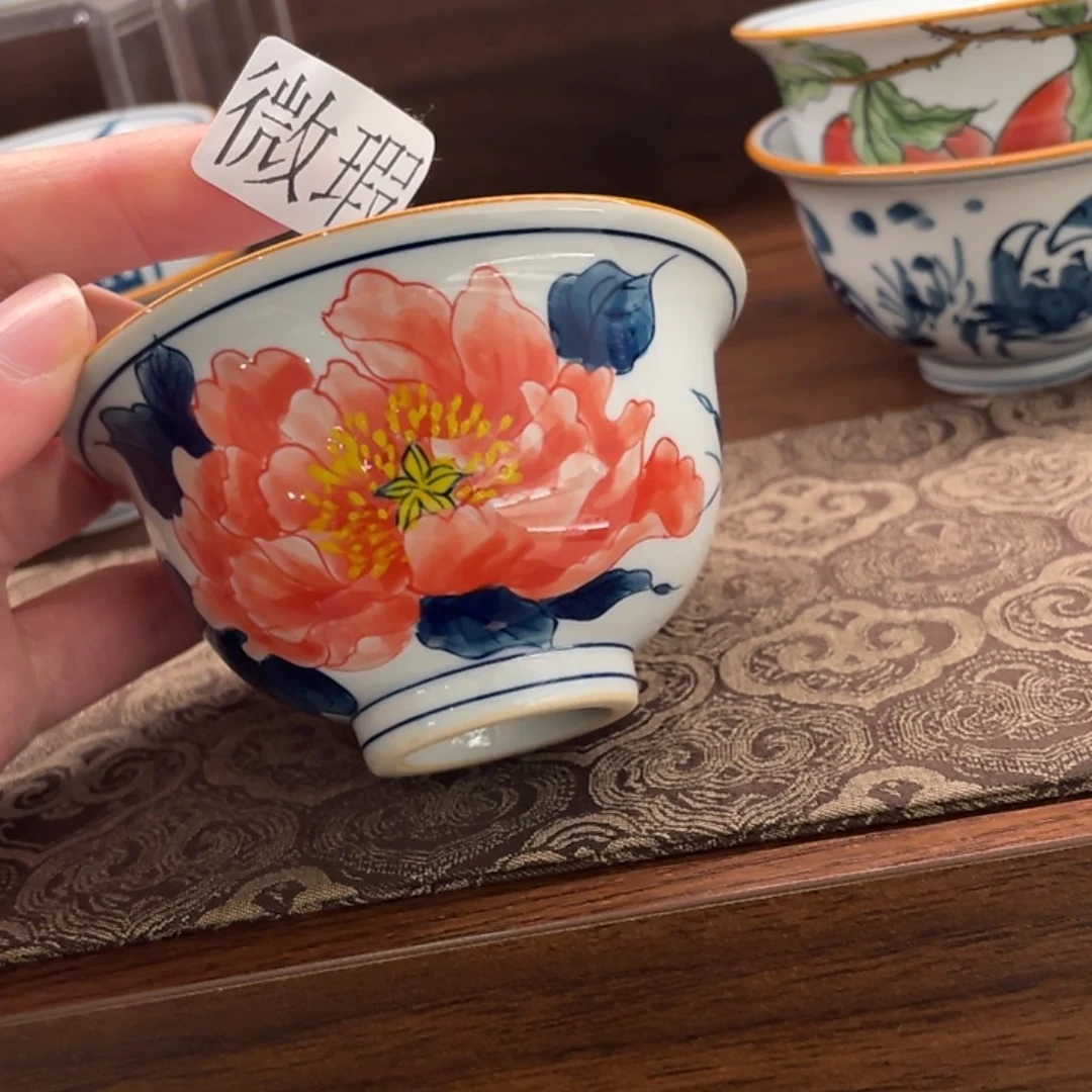 釉下手绘茶具微瑕