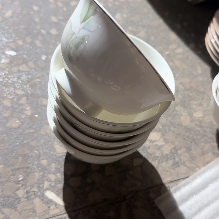 瓷片陶瓷盘子碗啥都有底有磕接受去拍