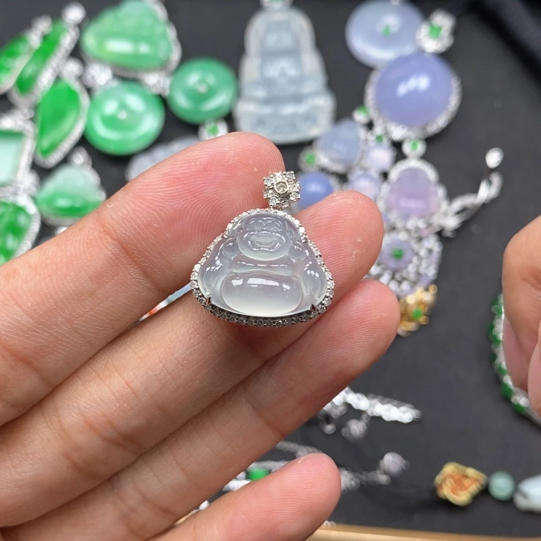 翡翠吊坠(不含链)18K金镶嵌