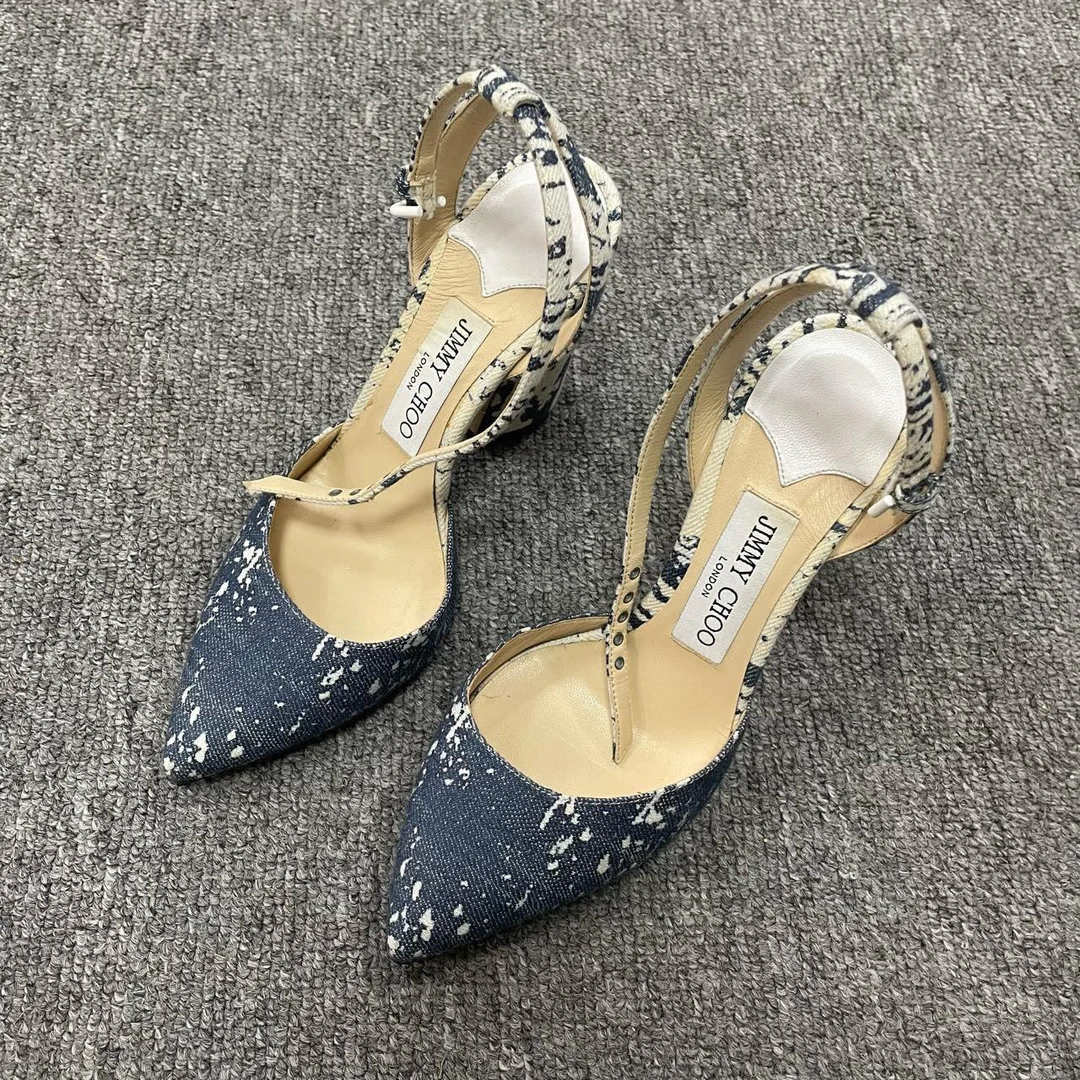 95新 JIMMY CHOO/吉米周 轻便舒适时尚休闲高跟鞋  35码/3103