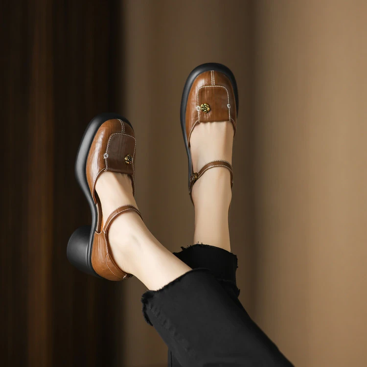 羊皮~7cm百搭真皮复古法式粗跟厚底高跟鞋圆头中空山茶花包头凉鞋