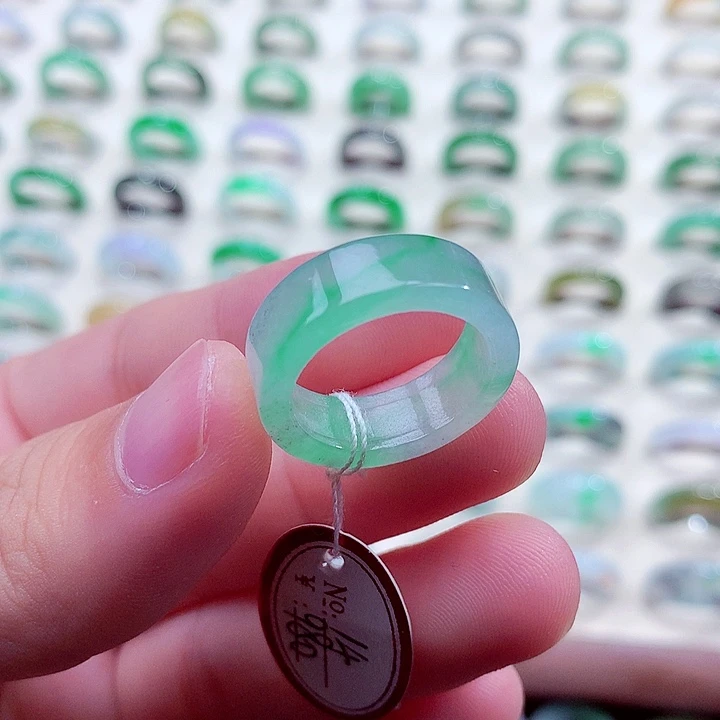 翡翠未镶嵌戒指14号