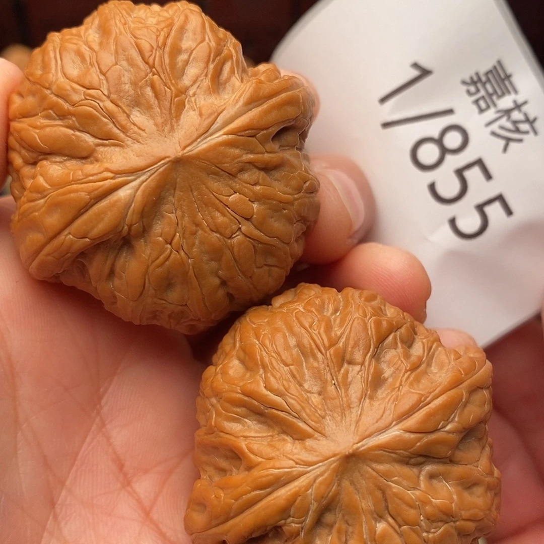 文玩核桃把件42.5铁锤妹妹