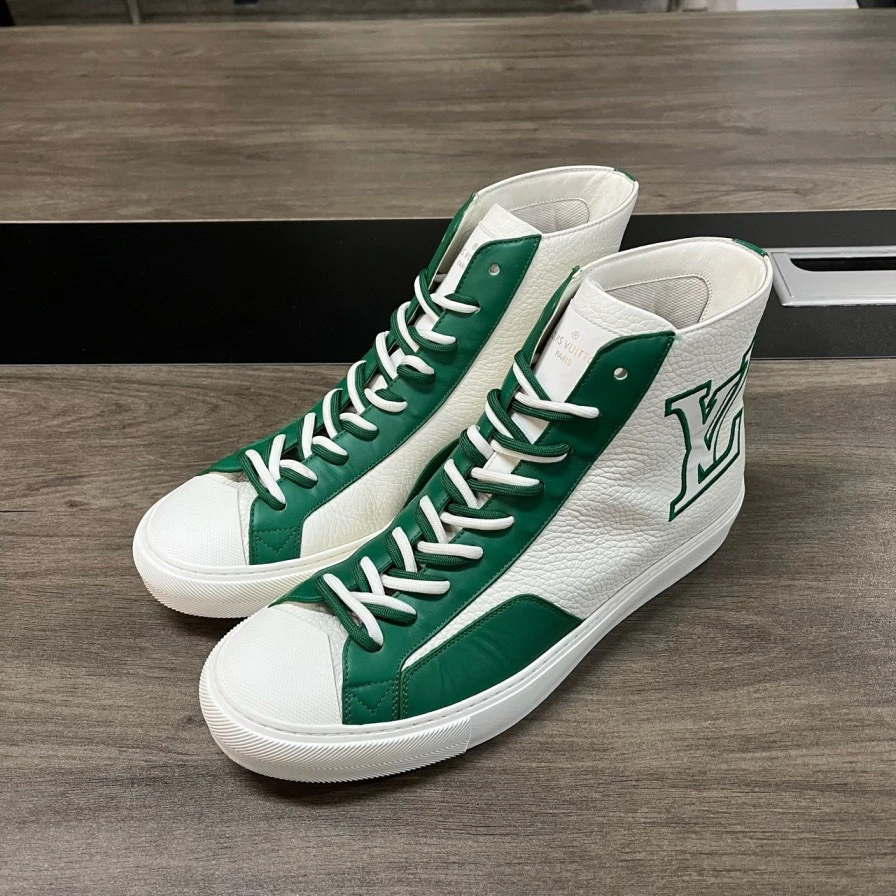 95新 LouisVuitton/路易威登 LV白绿 42码无盒 d1001高邦