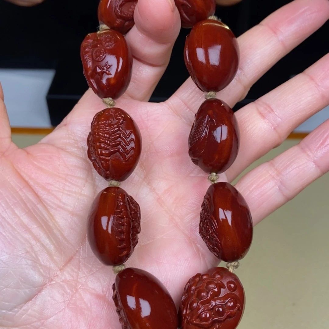 吊坠橄榄核五毒核雕