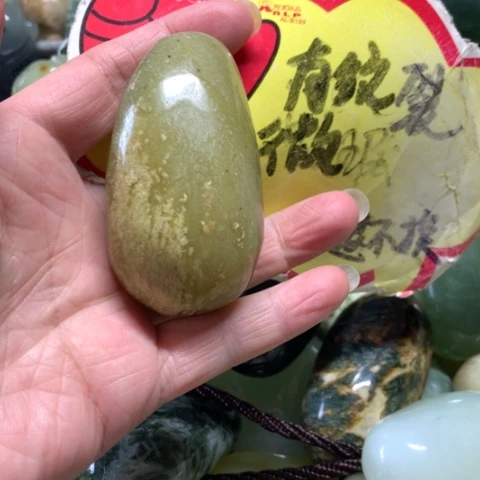 蛇纹石玉未镶嵌手把件