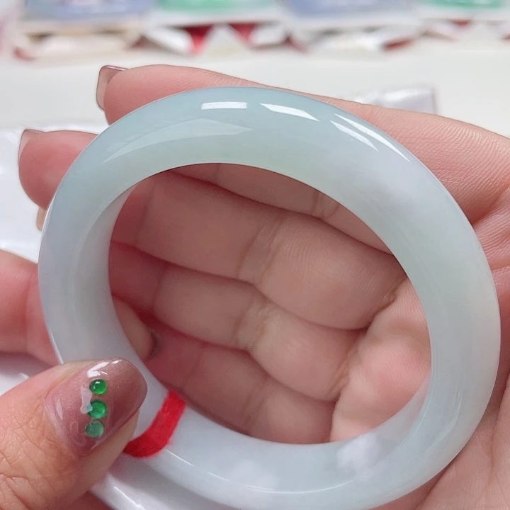 翡翠手镯未镶嵌缅甸翡翠手镯56圈