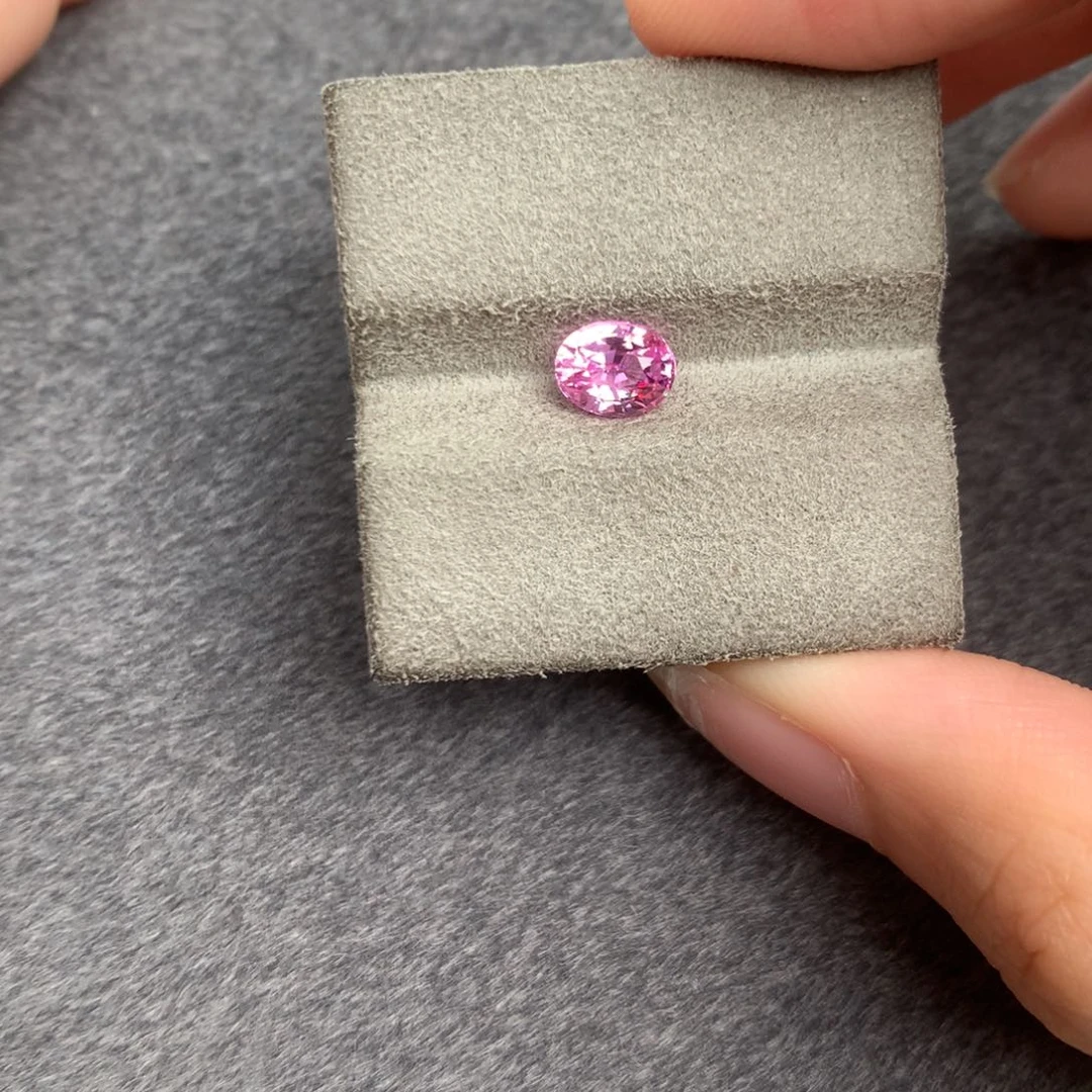 裸石蓝宝石1.07ct无烧粉蓝宝