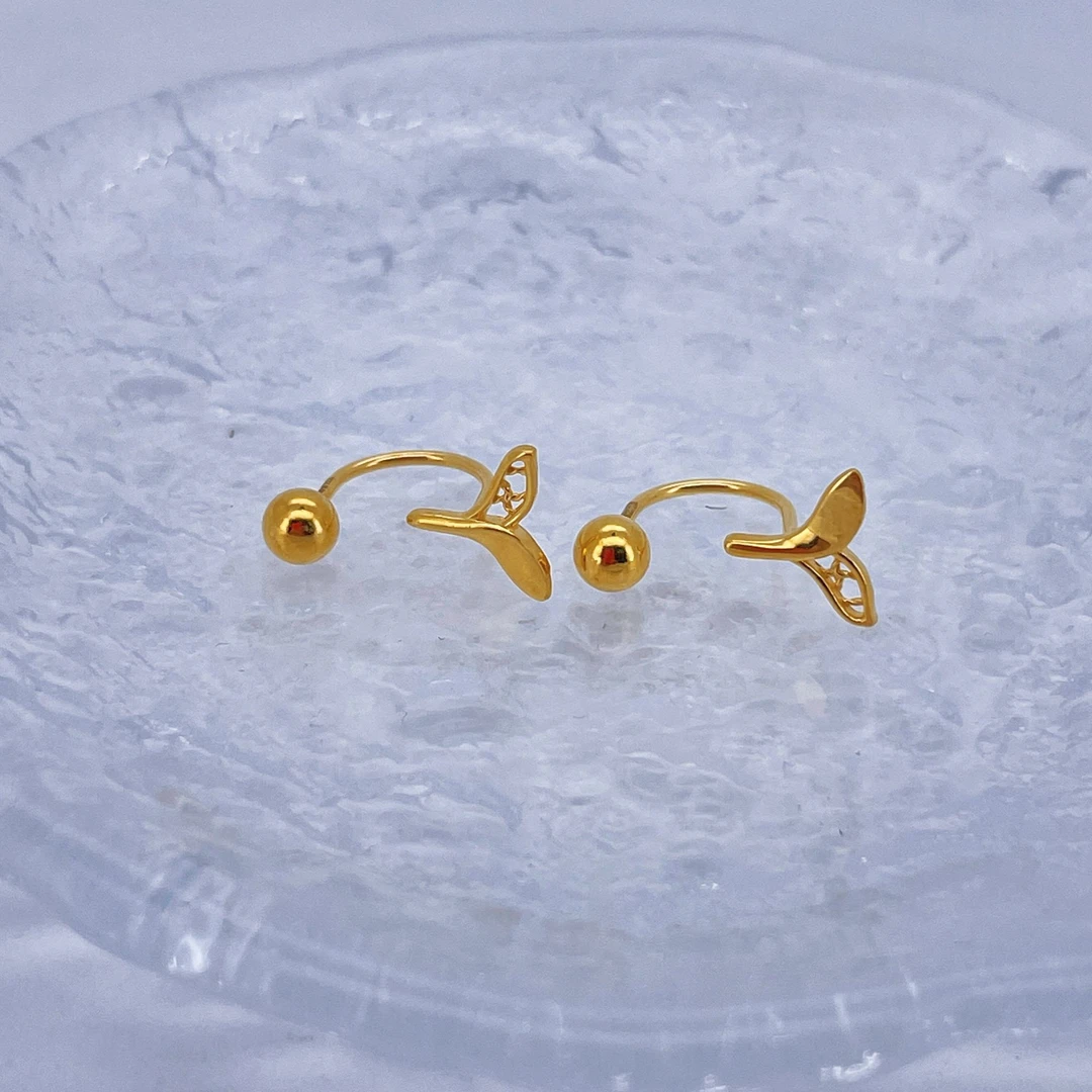 足金999 黄金U型鱼尾金耳钉 1.95 2415013112