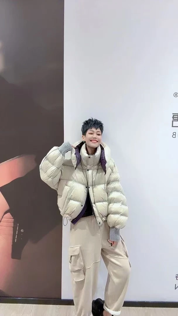 欧货潮牌鸭绒羽绒服9306
