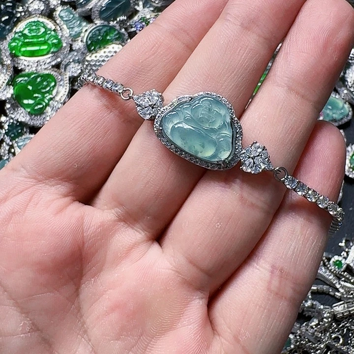 翡翠颈饰未镶嵌天然A货翡翠放漏