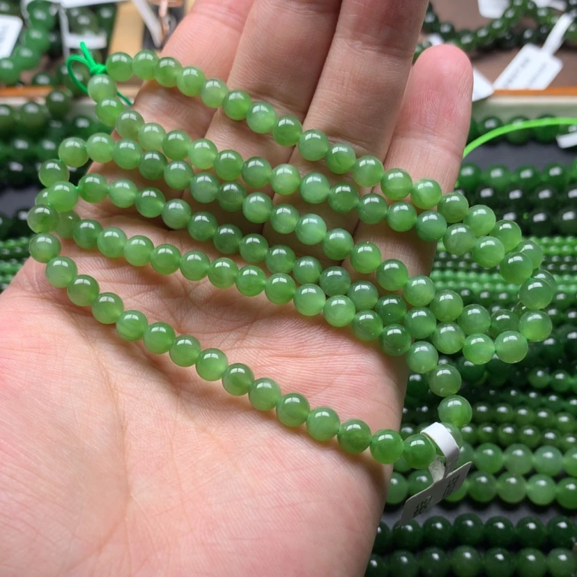 【闪购商品】项链未镶嵌和田玉（碧玉）要****。