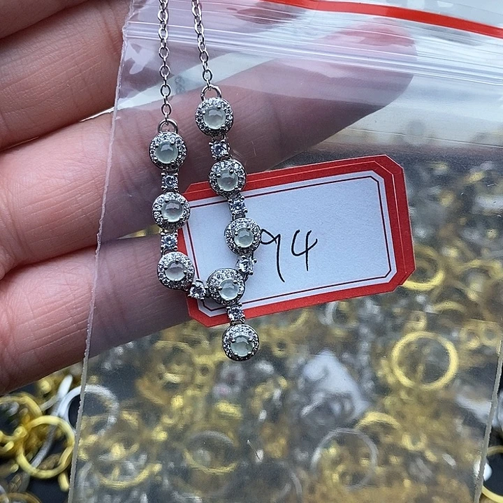 翡翠未镶嵌戒指94
