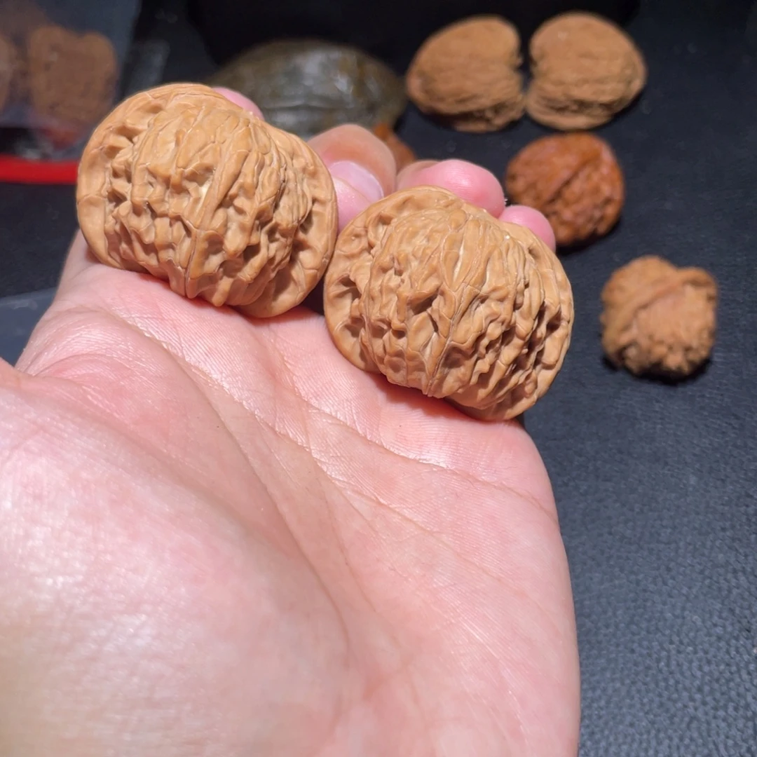 终***见文玩核桃把件磨盘