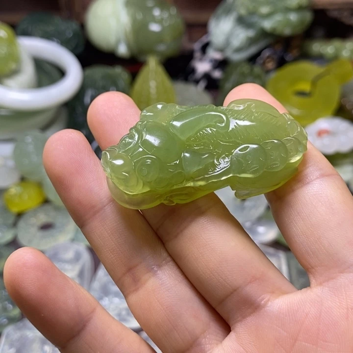 岫玉未镶嵌岫玉颈饰