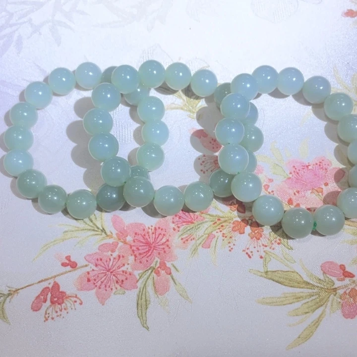 和田玉未镶嵌颈饰多样的发货发其一