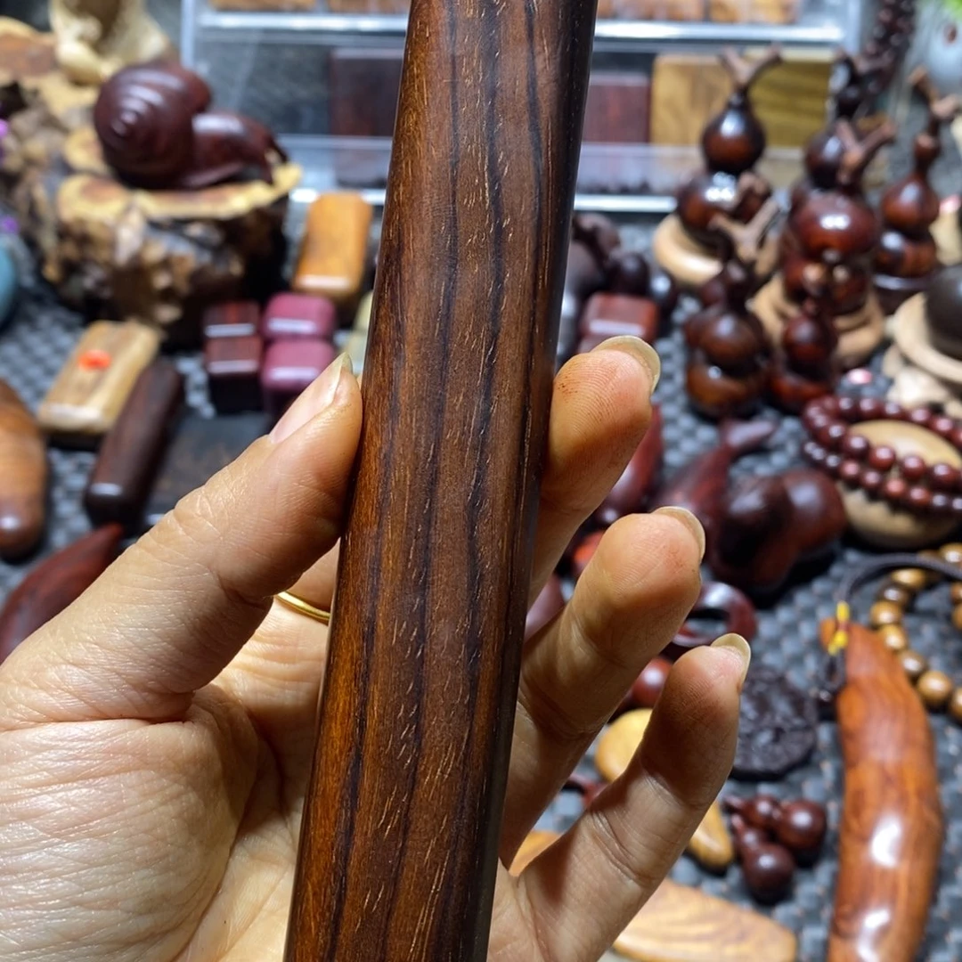 微凹黄檀（南美大红酸枝）依*瑕疵