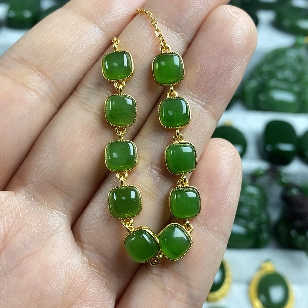 和田玉（碧玉）未镶嵌颈饰