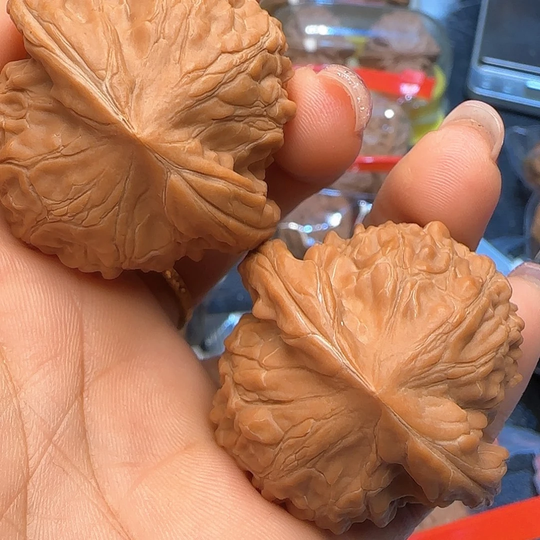 吊坠文玩核桃43全品血凤凰