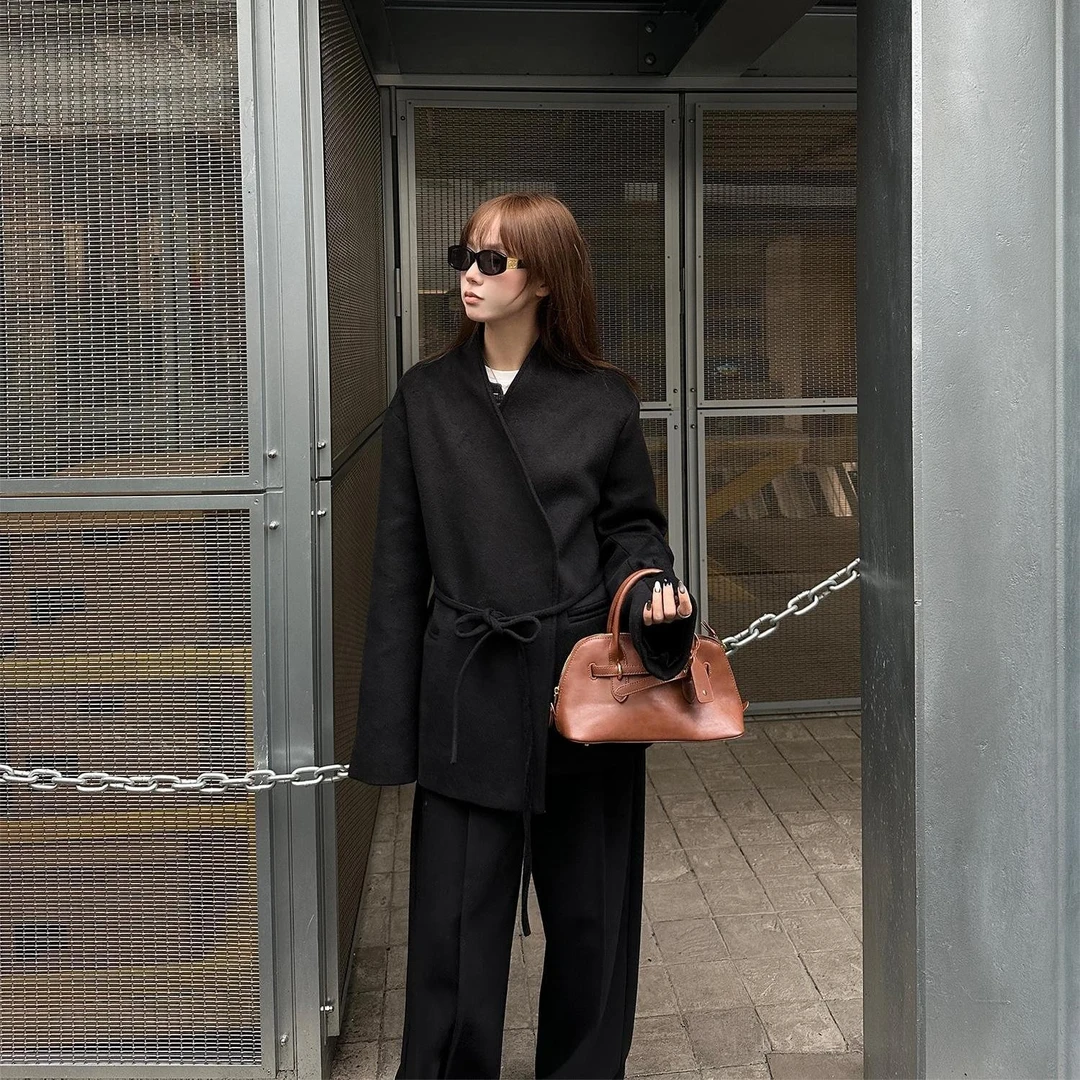 D YANGJUN【年中福利】外套女黑色系带简约设计感短款毛呢大衣外套