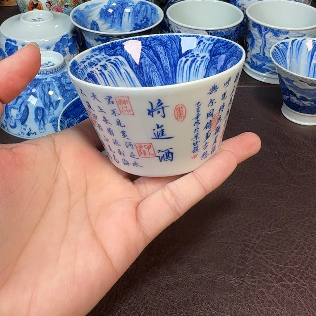 红***豆现代景德镇陶瓷盖碗