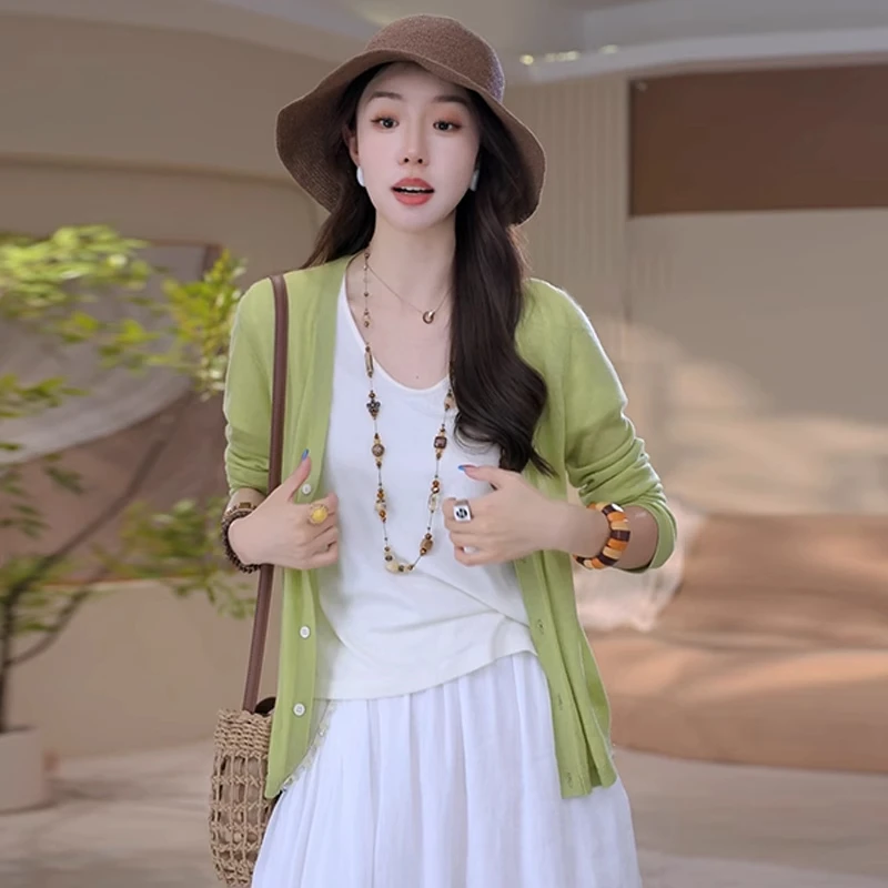 洋气高级感百搭冰丝V领防晒针织开衫女春夏新款小众显瘦轻薄上衣