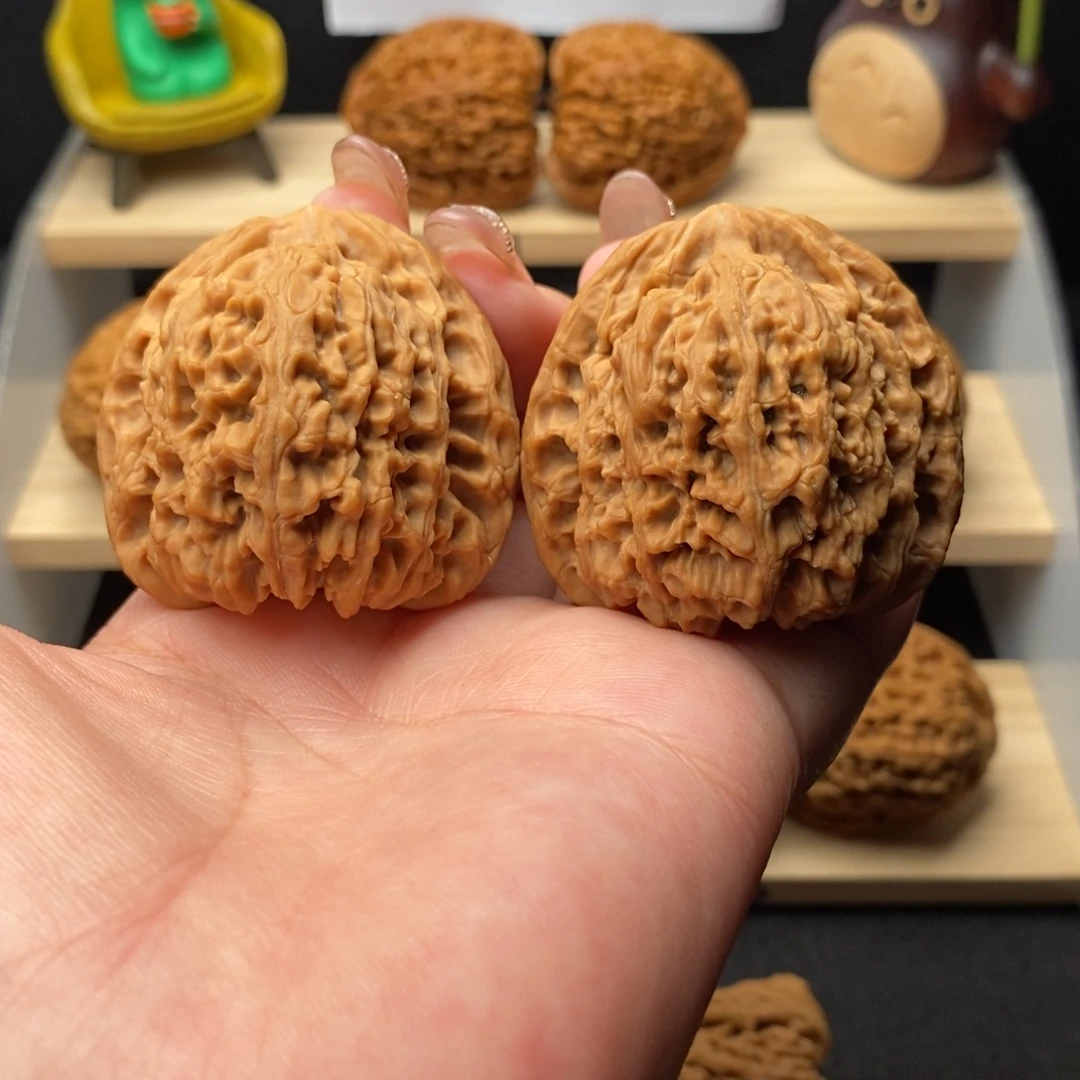 文玩核桃把件8号南将石高炮45全品