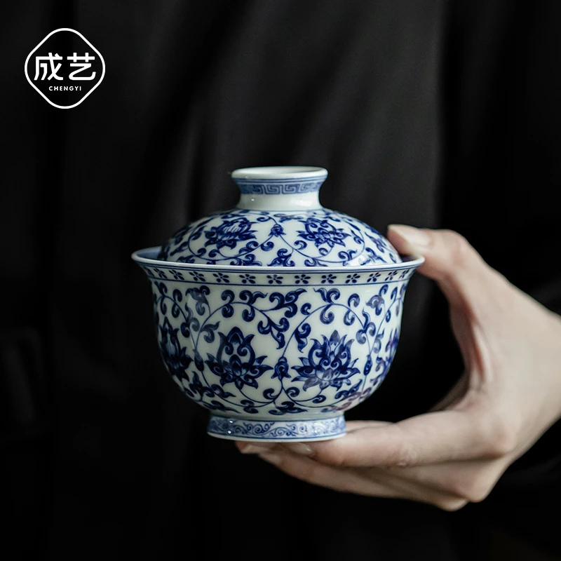 青花缠枝莲悬停两才盖碗中式缠枝莲高温陶瓷茶具个人组