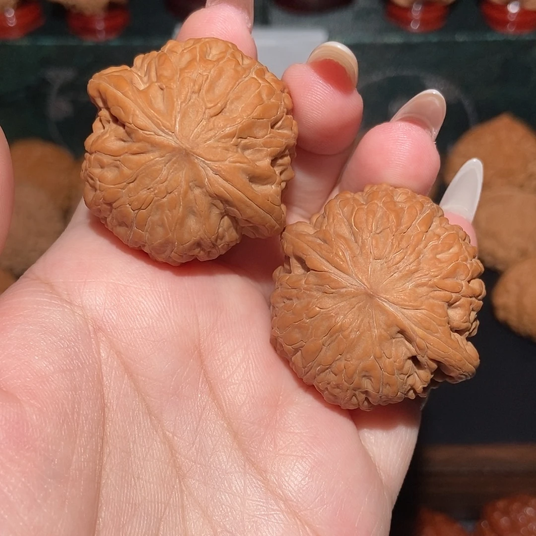 文玩核桃吊坠铁锤40