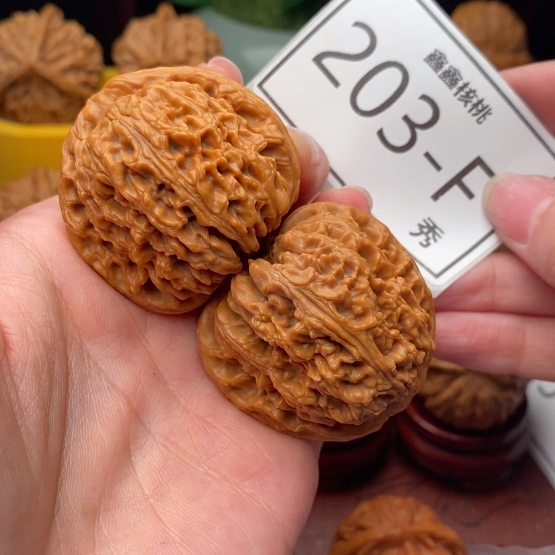 文玩核桃把件南疆42