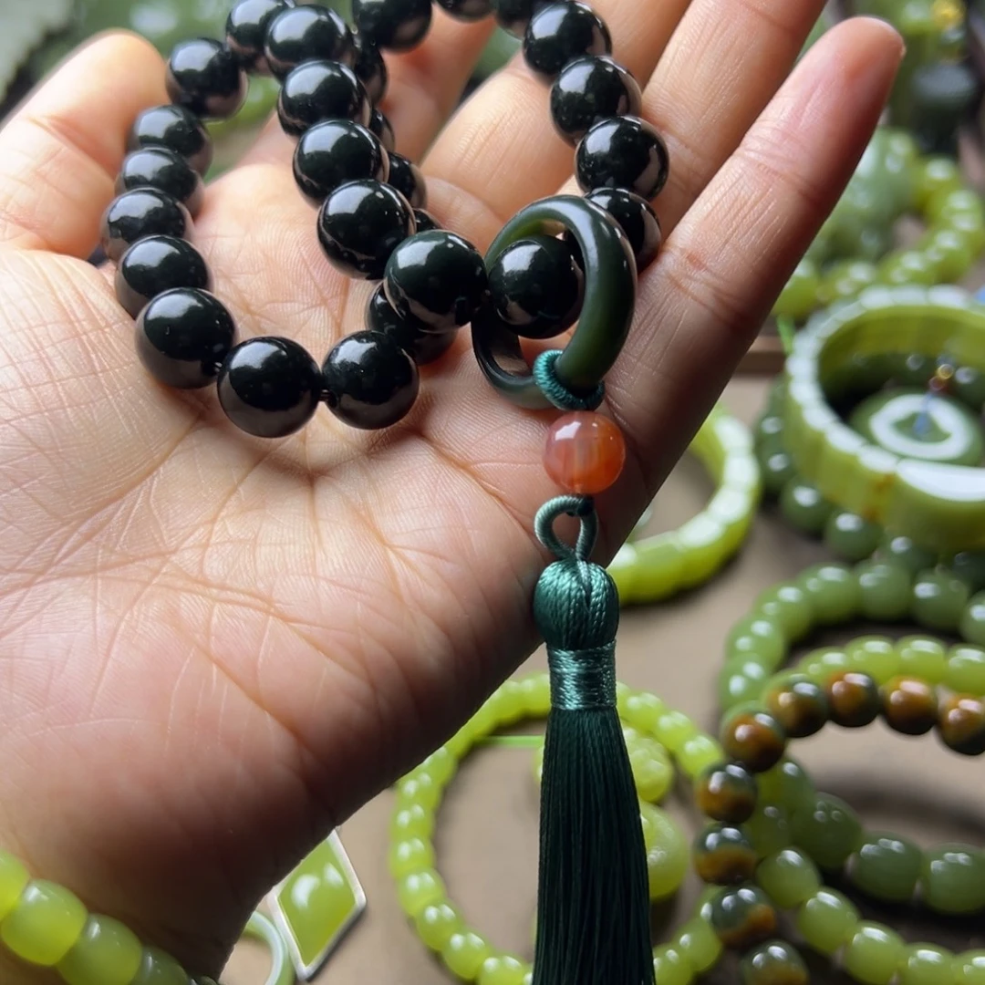 岫岩老玉（透闪石质玉）未镶嵌挂件