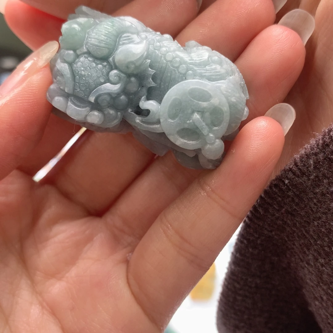 犯***诚定制翡翠未镶嵌毛货不退不换