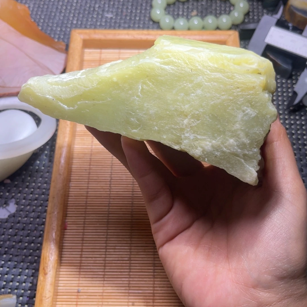 未镶嵌和田玉车挂