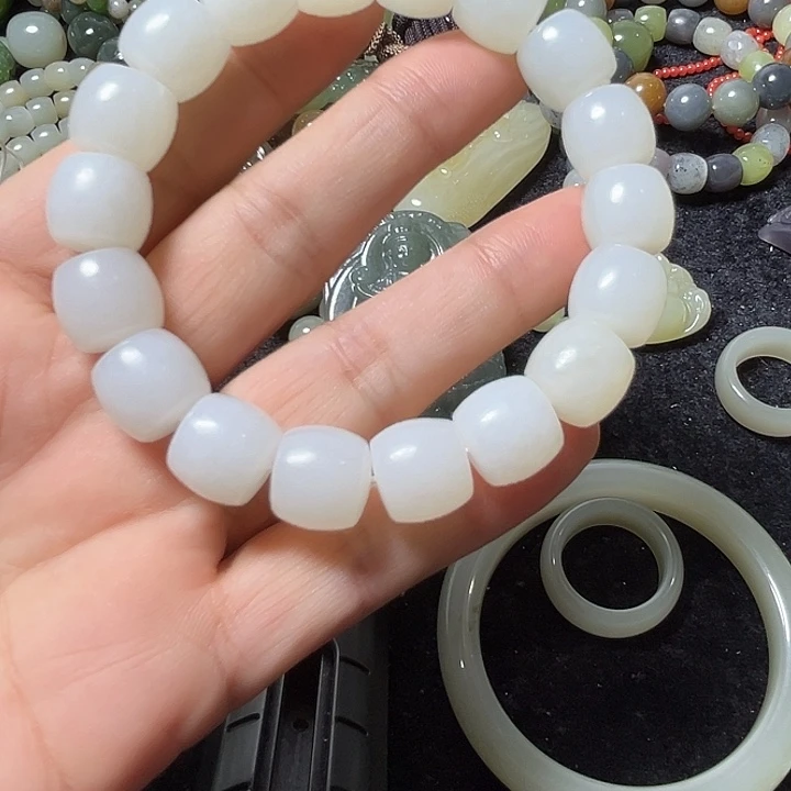 和田玉未镶嵌手串13