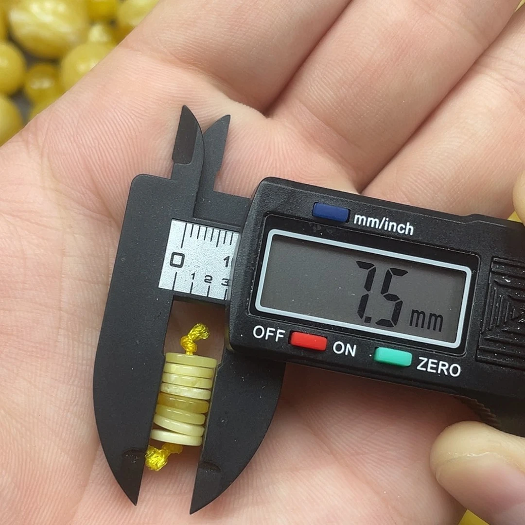 未镶嵌琥珀珠宝奇石