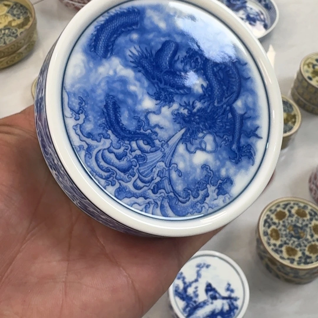 陶摆件青花龙吸水盖置