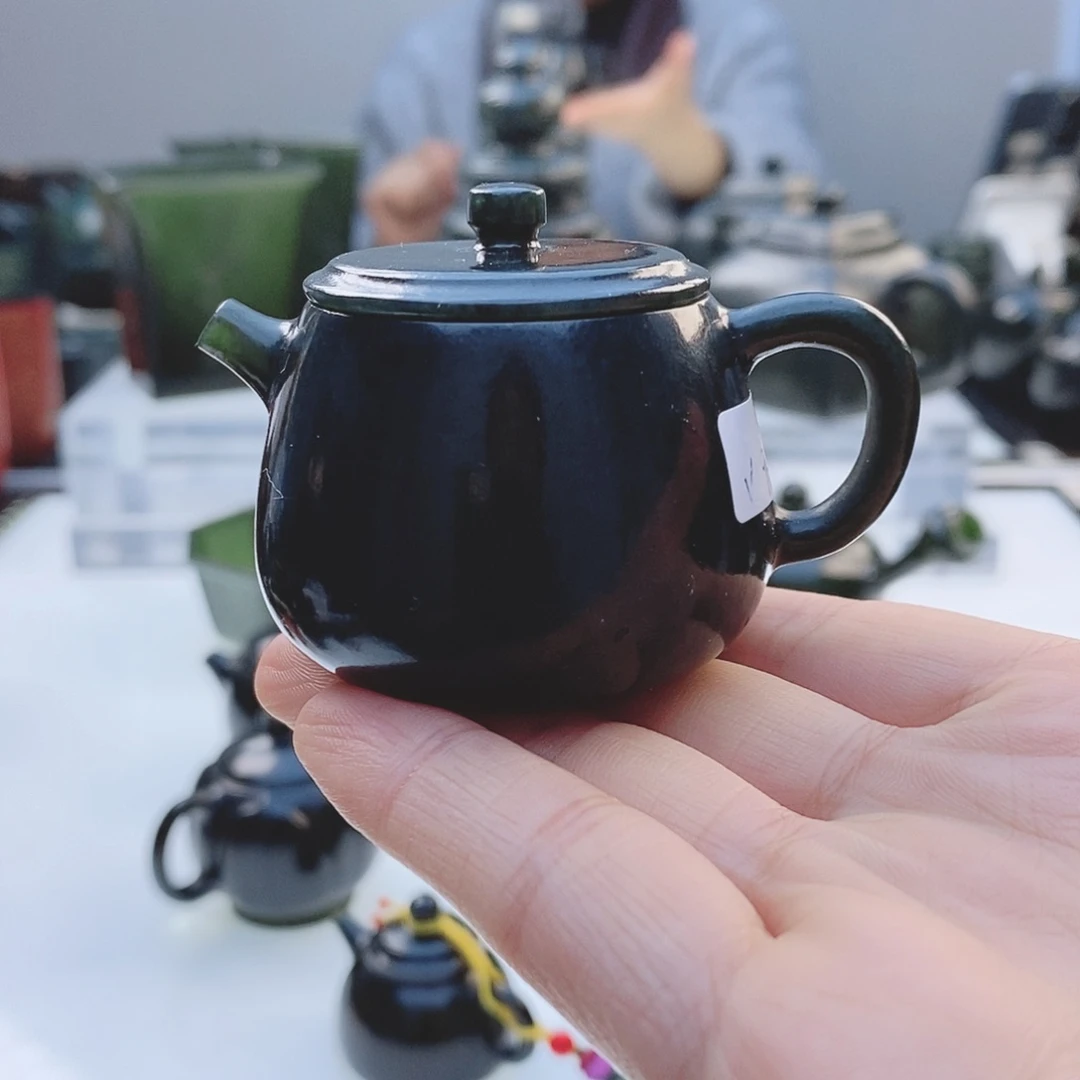 和田玉（青玉）把件未镶嵌咖**微瑕